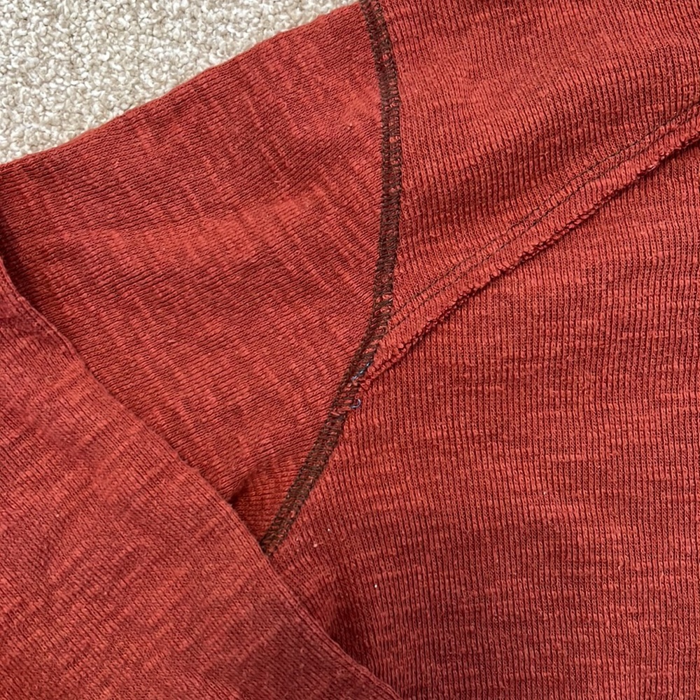 Free People Split back turtleneck - Picture 2 of 6